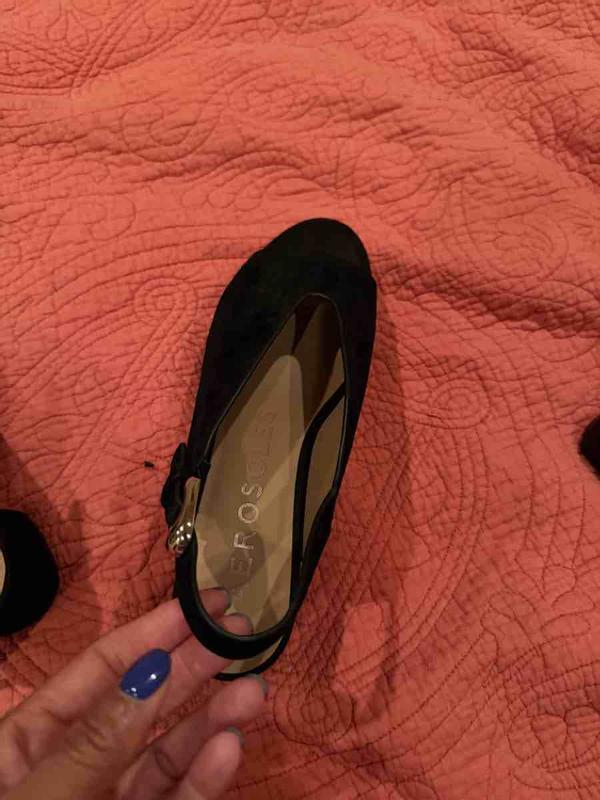 Customer photo for "Strap broke within 2 hours of wearing the shoe"