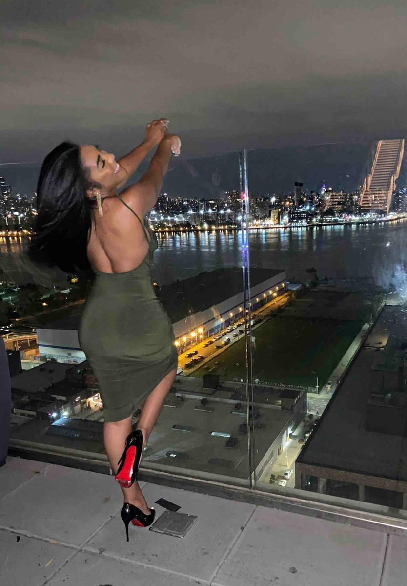 Review Thumbnail Image 0 199722755