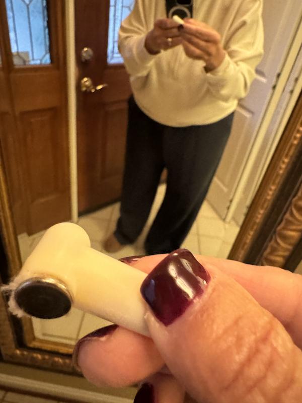 Customer photo for "Poor staff work"