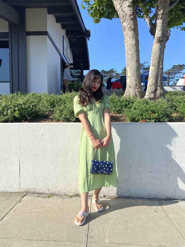 Review Thumbnail Image 0 220042082