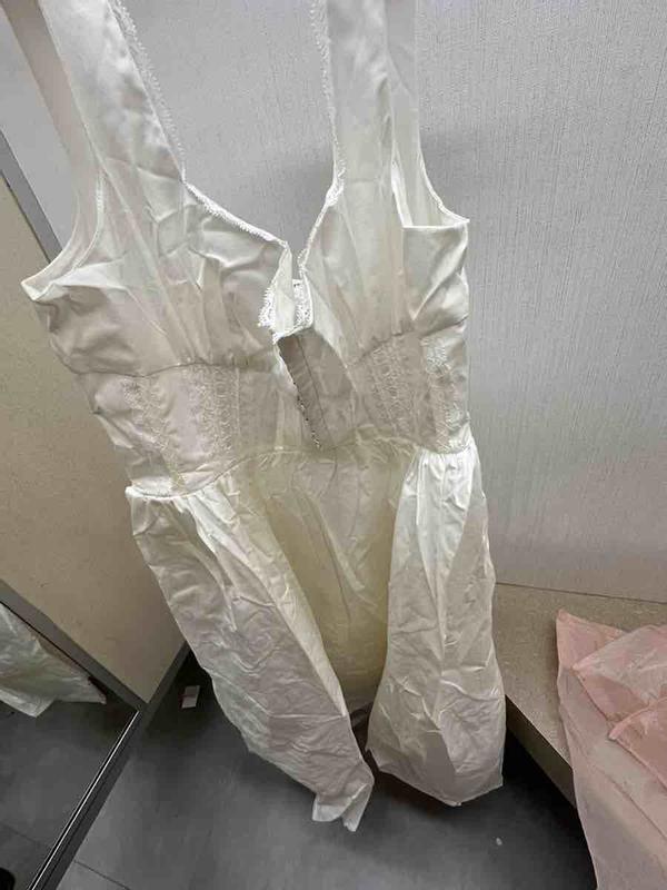 Review Thumbnail Image 3 235383169