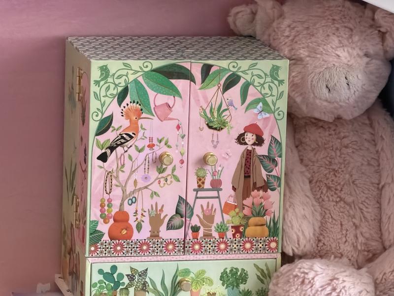 Review Thumbnail Image 0 249482270