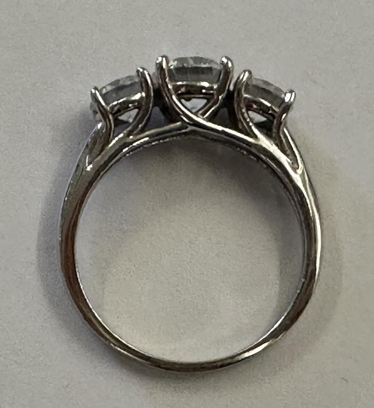 Review Thumbnail Image 3 241076572