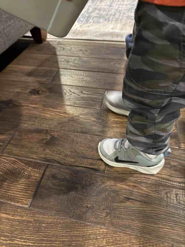 Review Thumbnail Image 0 247557827