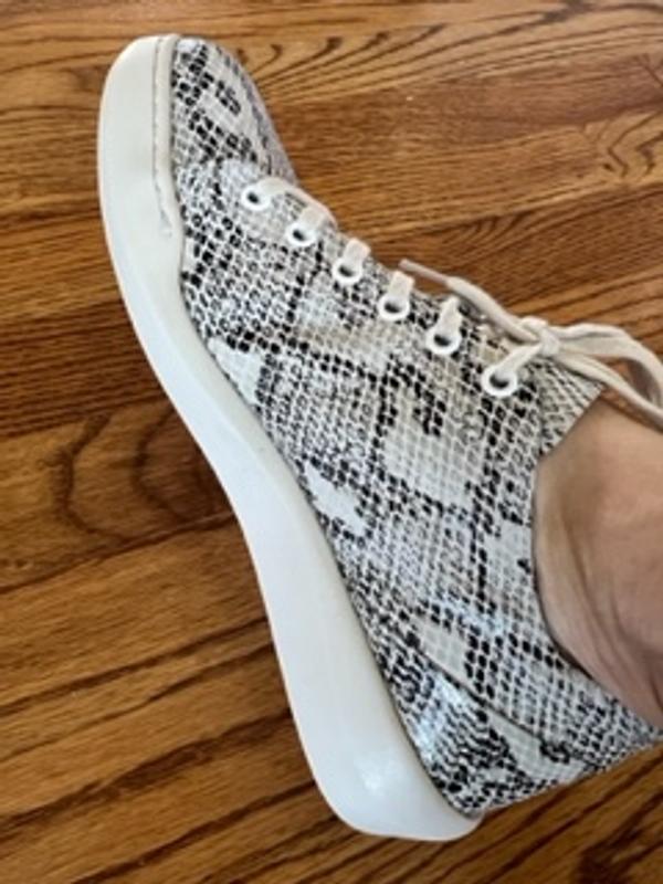 Review Thumbnail Image 0 215837828