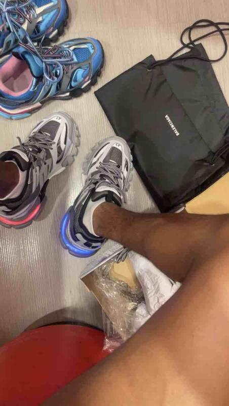 Review Thumbnail Image 0 217141946