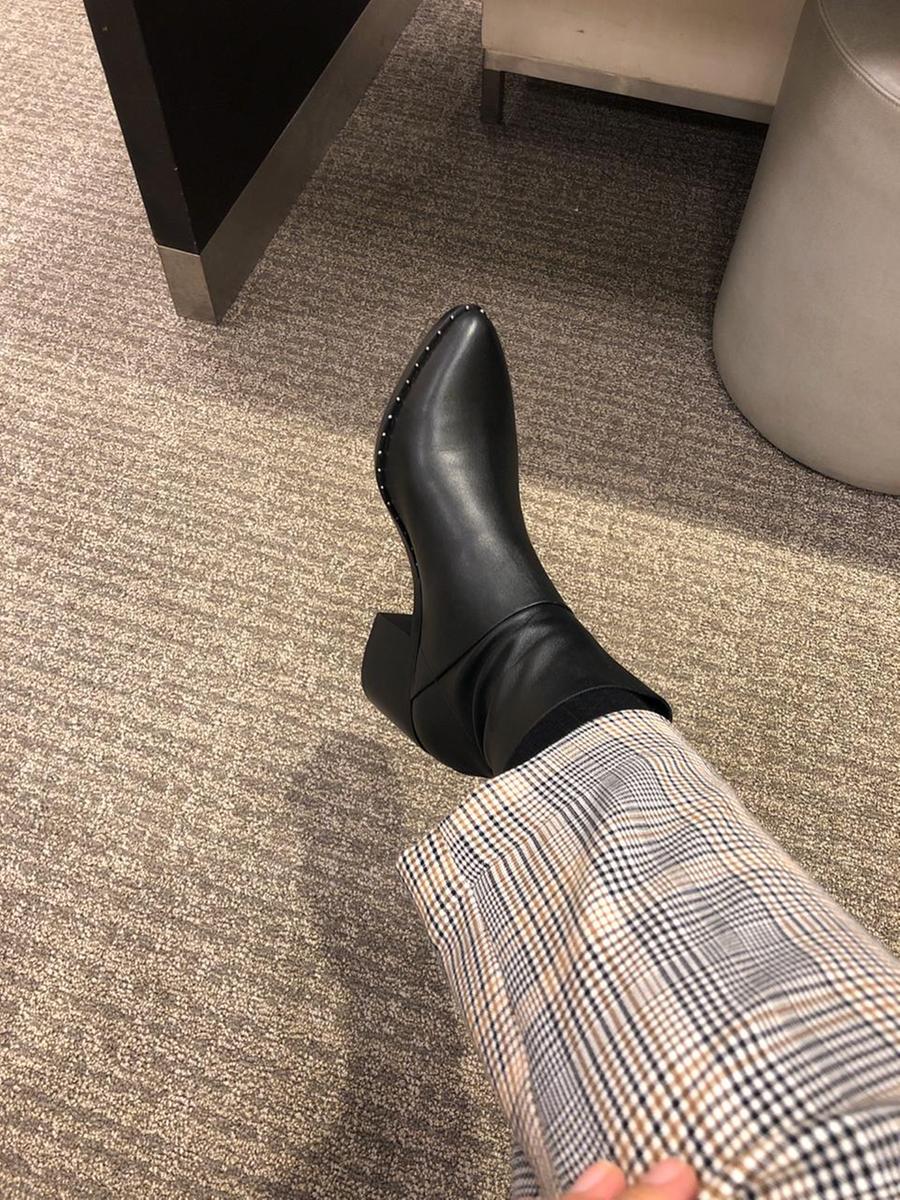 Customer photo for "Great boots"