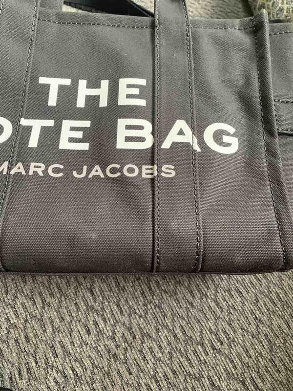 Customer photo for "love the bag"