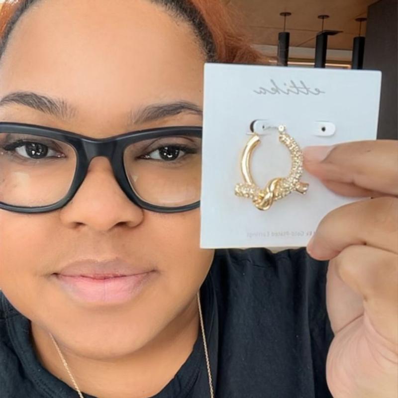 Review Thumbnail Image 0 232577842