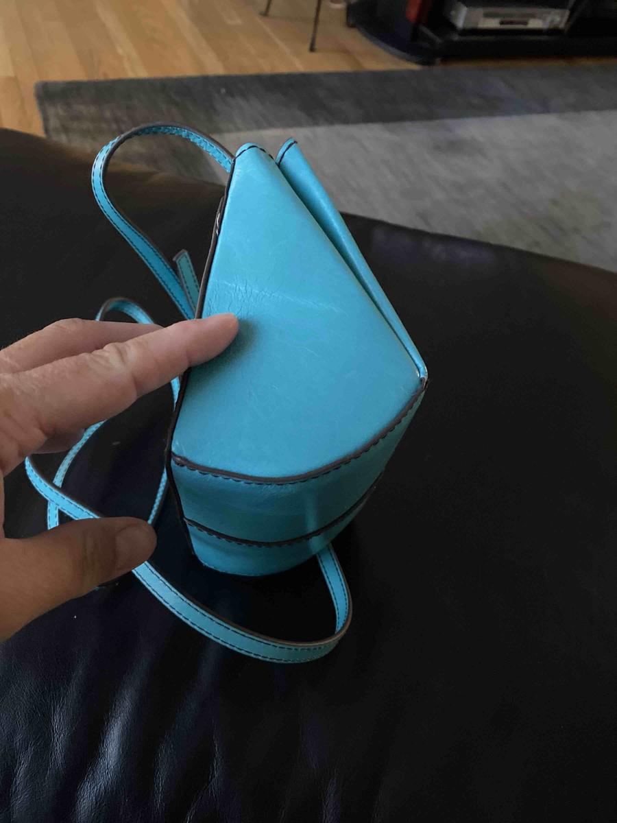 Review Thumbnail Image 0 207056700