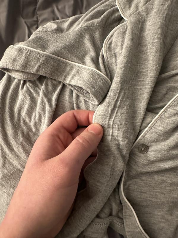 Poor Quality, and the Shorts are Wayyyy too Short