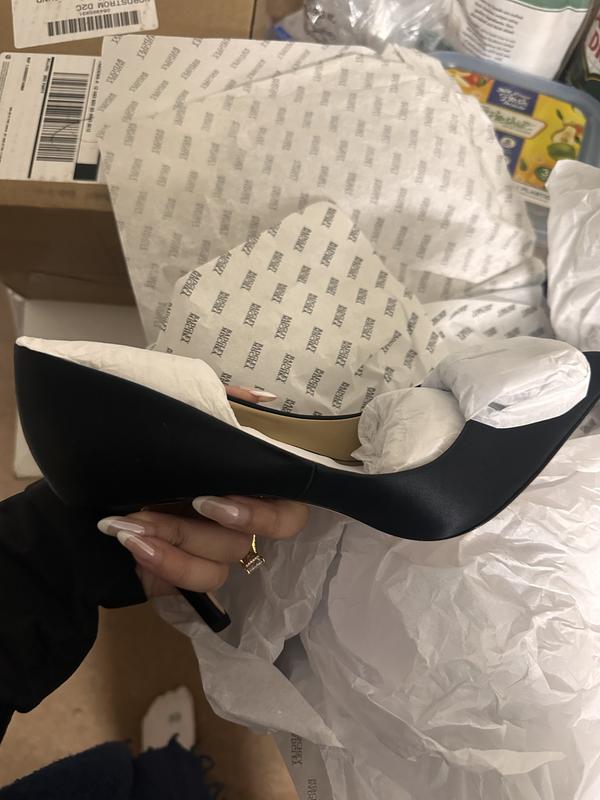 Customer photo for "Delivered the wrong color"