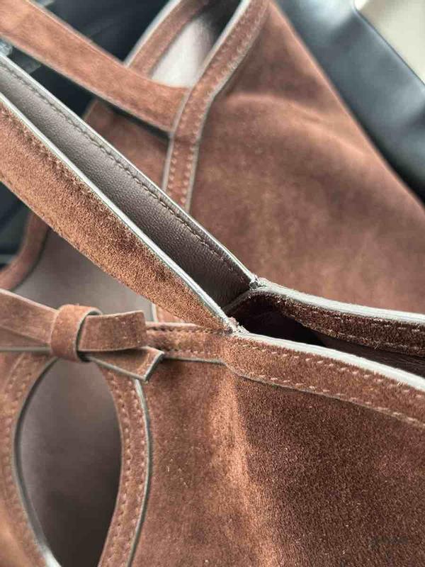 Review Thumbnail Image 0 244829185