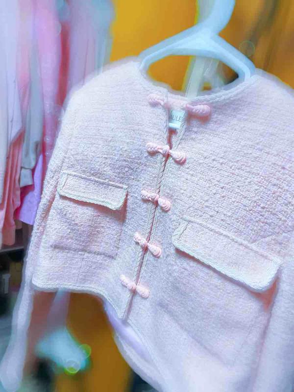 Review Thumbnail Image 0 245390779