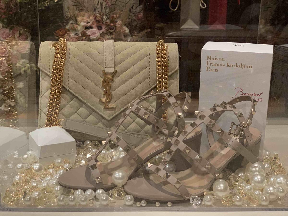 Review Thumbnail Image 0 207359391