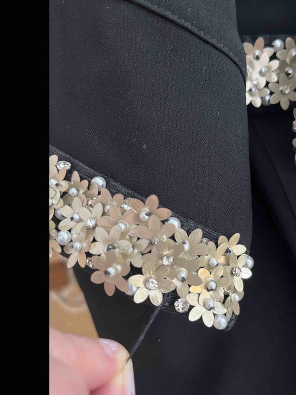 Review Thumbnail Image 1 247951138