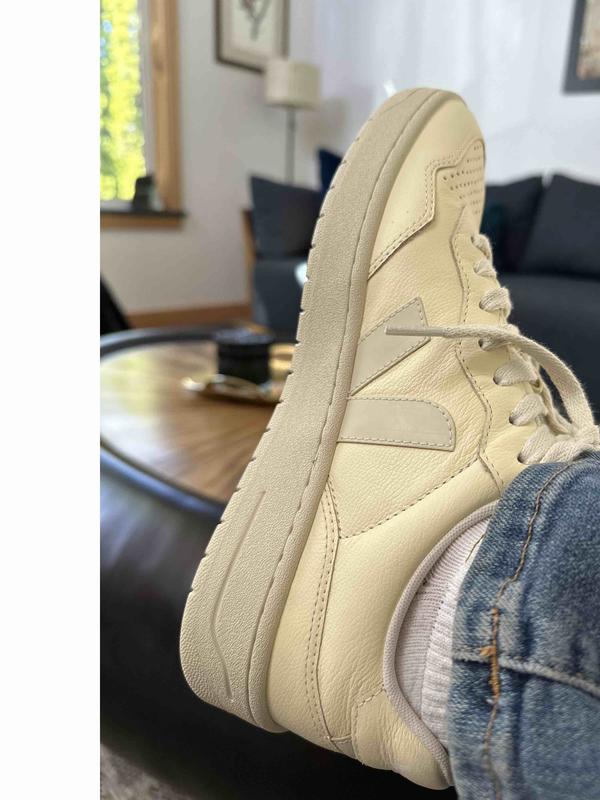 Review Thumbnail Image 0 234070114