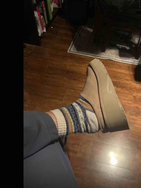 Review Thumbnail Image 0 238103118