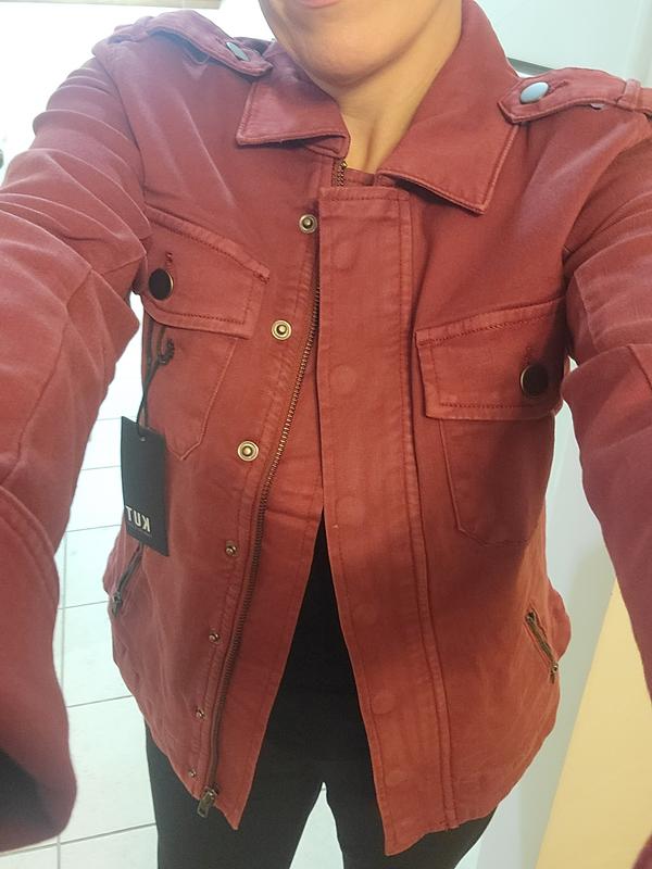 Review Thumbnail Image 0 221749281