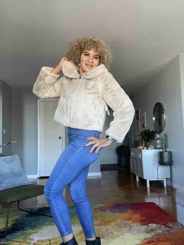 Review Thumbnail Image 0 231739247