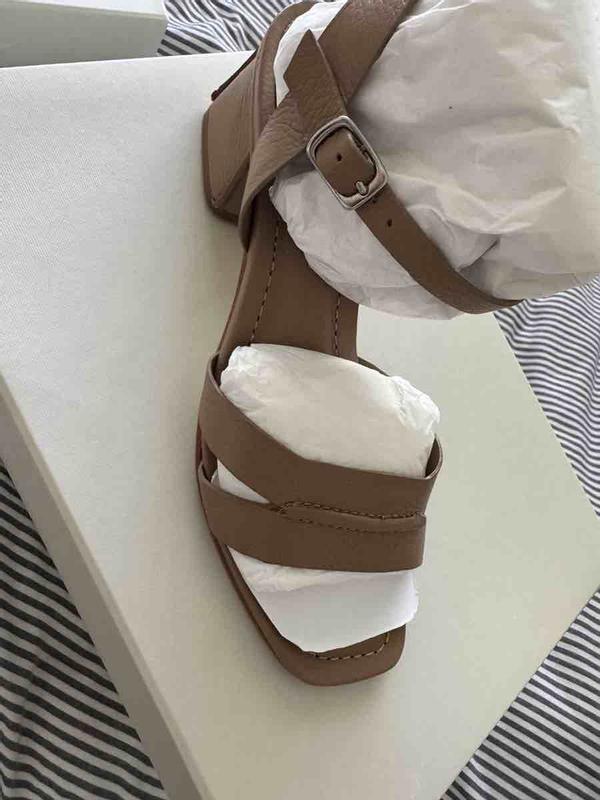 Review Thumbnail Image 0 242737332