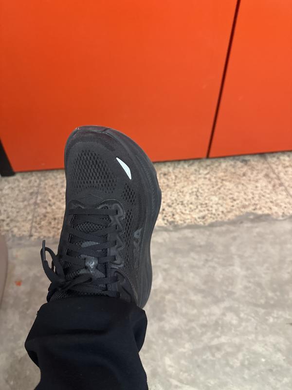 Customer photo for "Nice comfortable work shoe. Easy on the eyes"