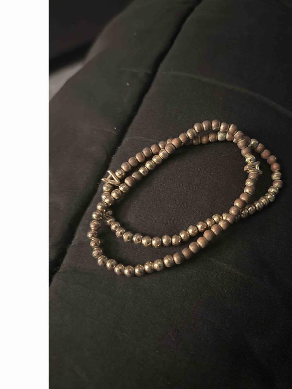 tarnished within a few days