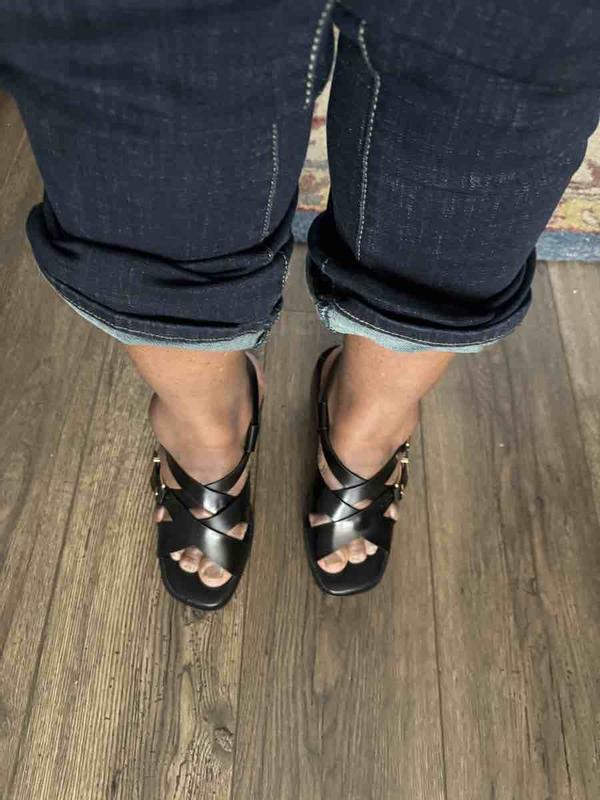 Review Thumbnail Image 1 233982031