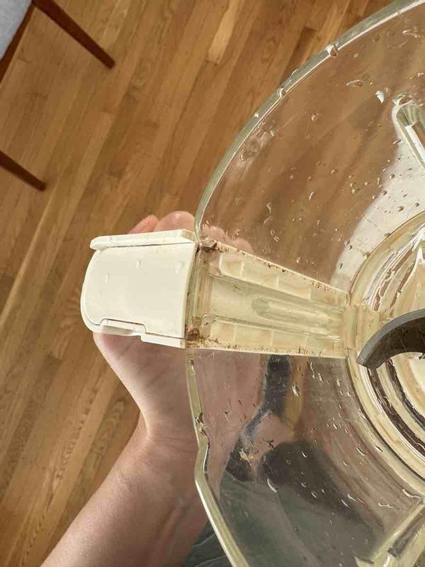 Customer photo for "Subpar quality"