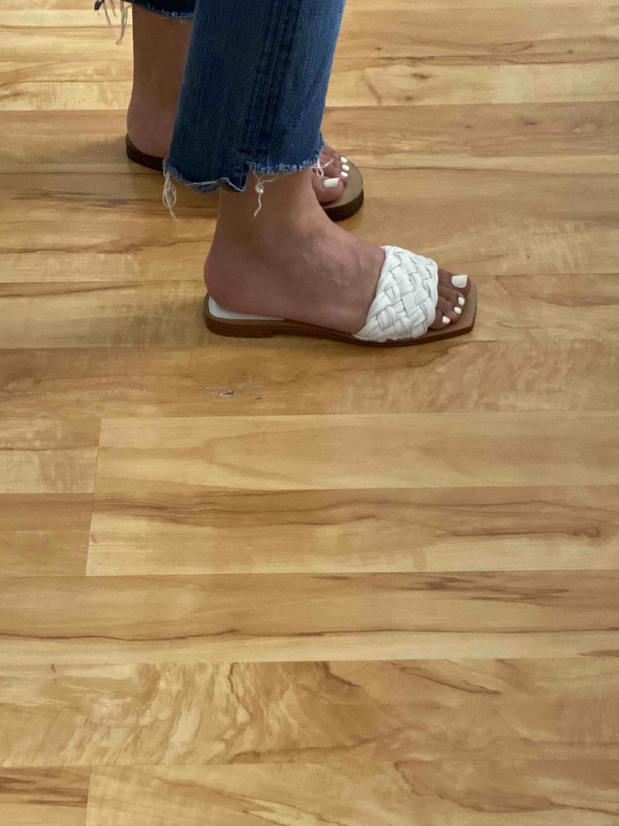 Review Thumbnail Image 0 206850316