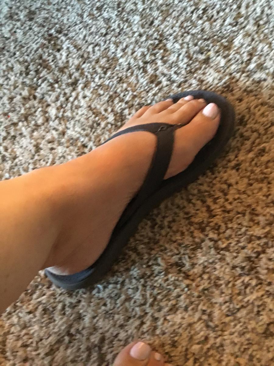 Customer photo for "Comfy flip flops"