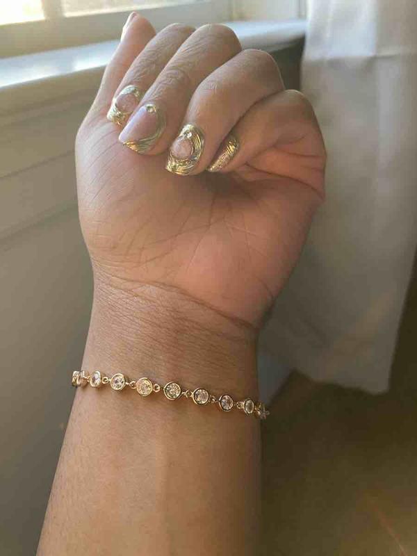 Customer photo for "nice dainty looking bracelet"