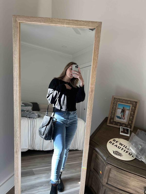 Review Thumbnail Image 1 213681242