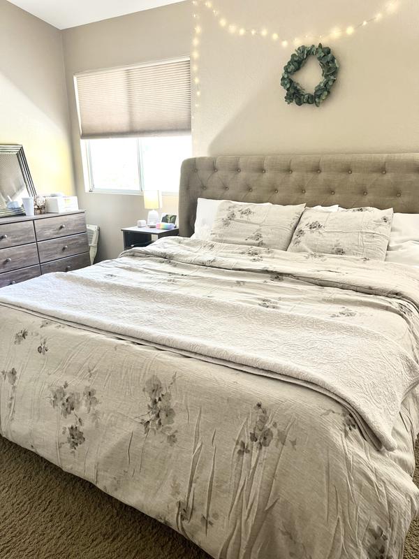 Review Thumbnail Image 0 232913355