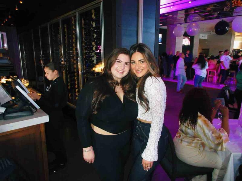 Review Thumbnail Image 0 232556030