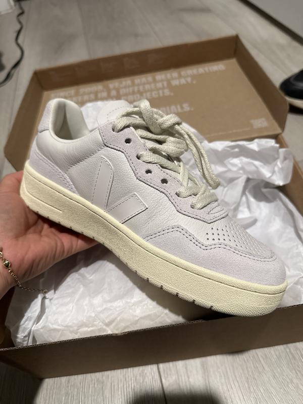 Customer photo for "Exceptional comfort and perfect neutral"