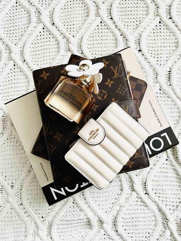 Review Thumbnail Image 0 216599147