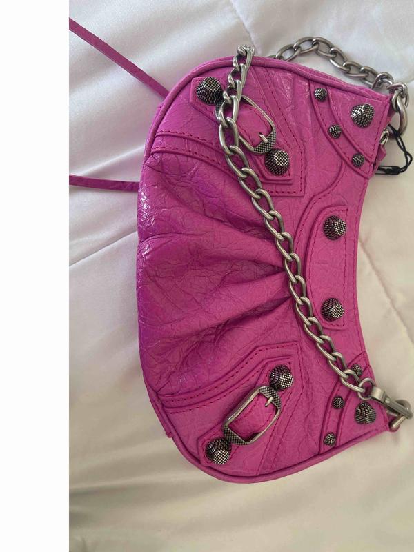 Review Thumbnail Image 0 215736487