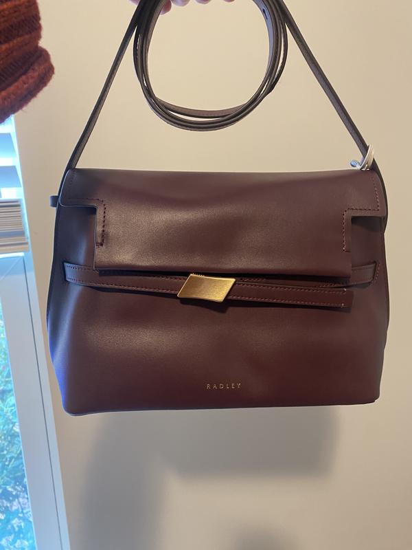 Review Thumbnail Image 0 248455620