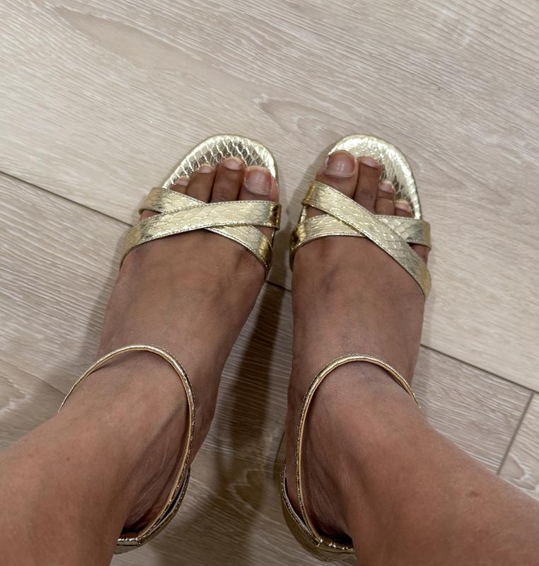 Review Thumbnail Image 0 245205857