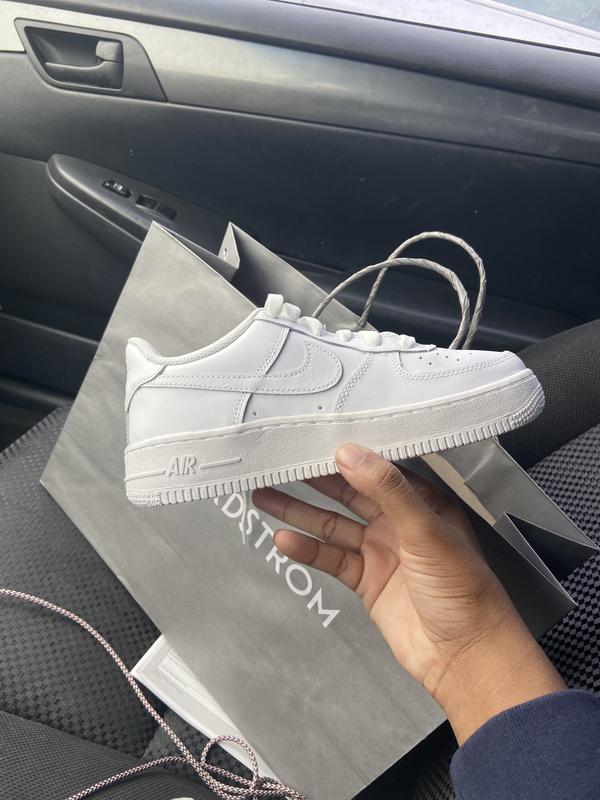 Customer photo for "Not White/White OFF WHITE"