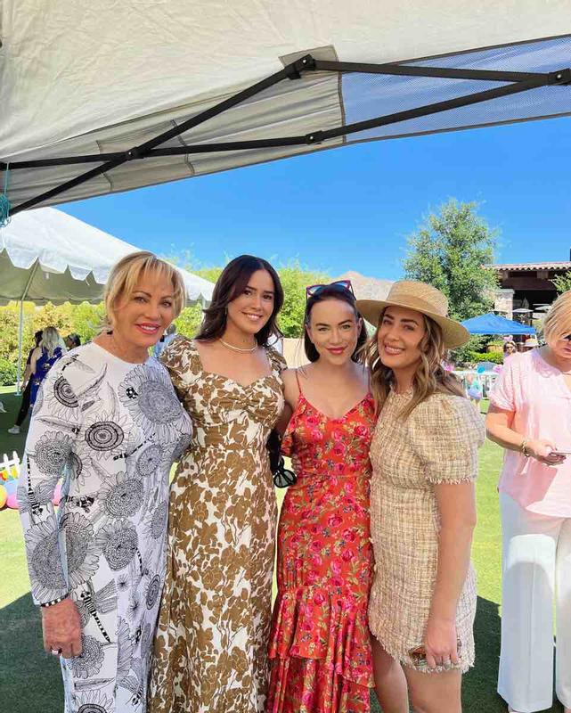 Review Thumbnail Image 0 216345917