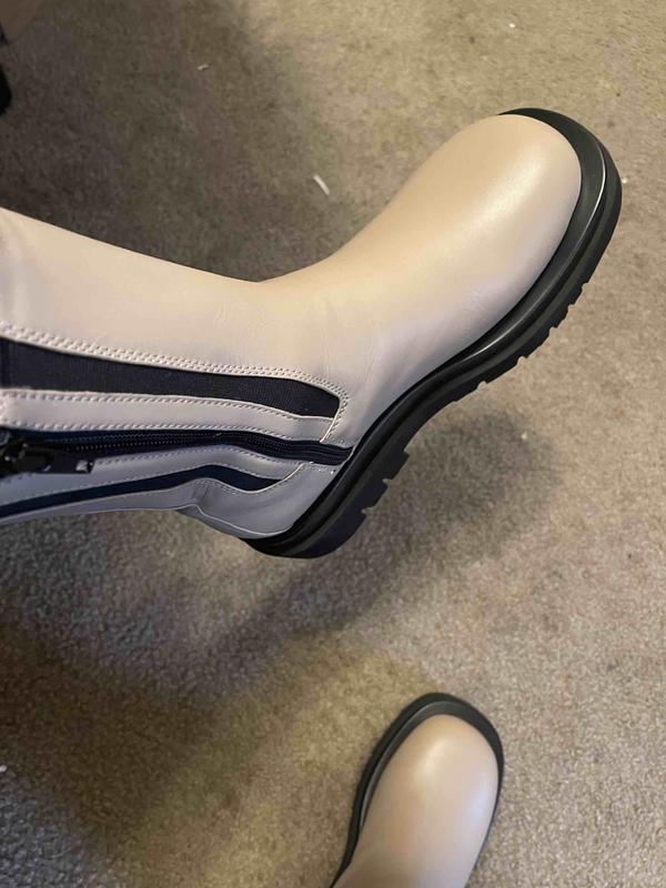 Review Thumbnail Image 0 211667024