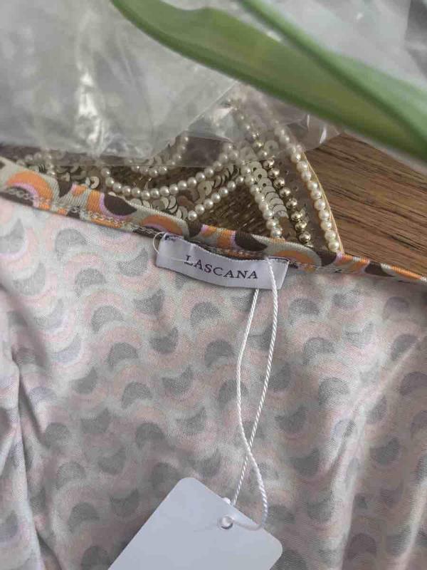 Review Thumbnail Image 0 248990910