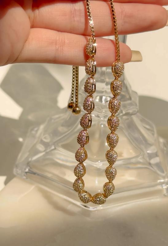 Review Thumbnail Image 0 225884696