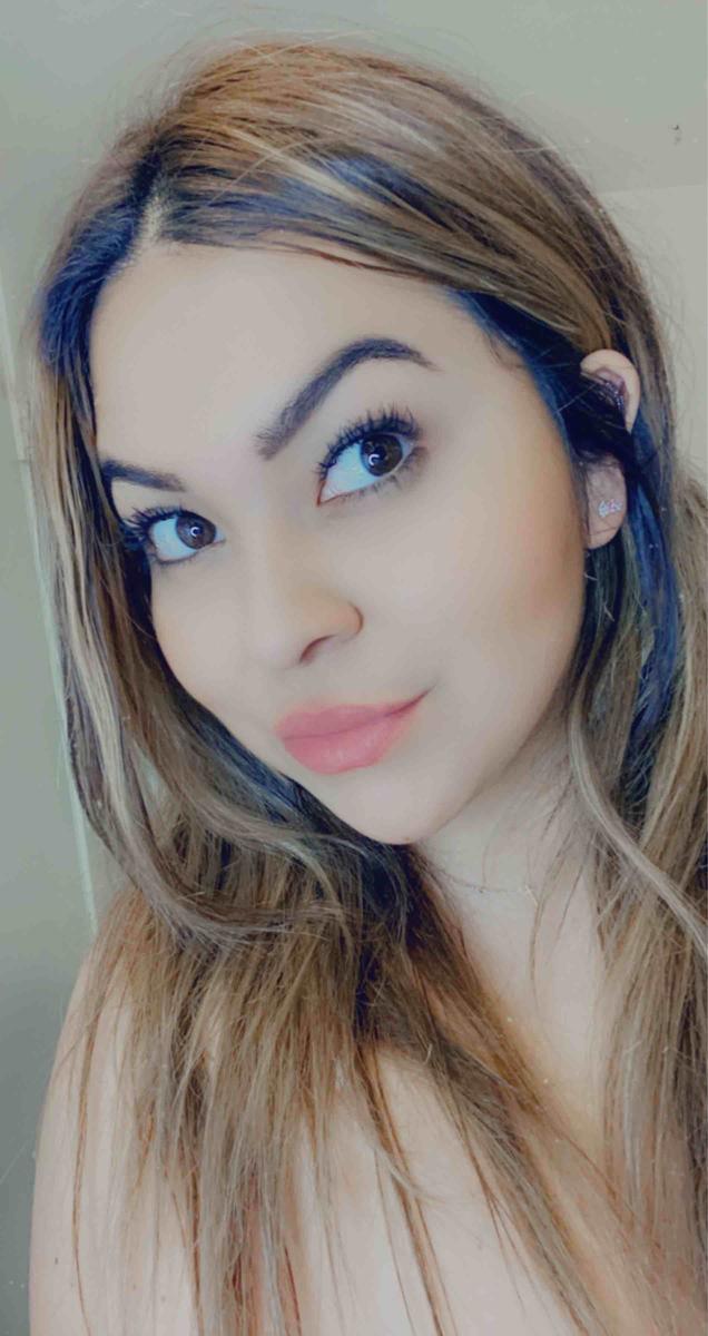 Customer photo for "this serum is everything"