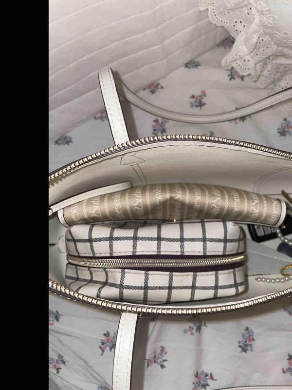 Review Thumbnail Image 1 243888040