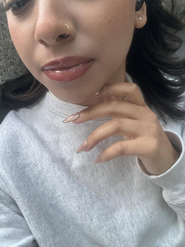 Loveeee this lipgloss