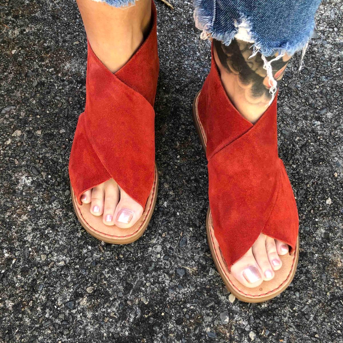 Review Thumbnail Image 0 197696503