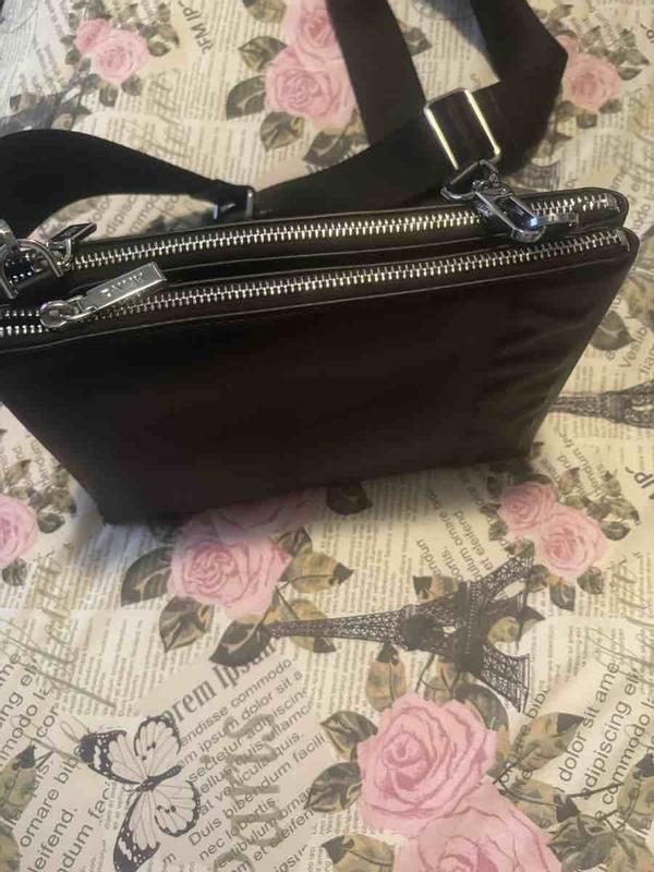 Customer photo for "DKNY"